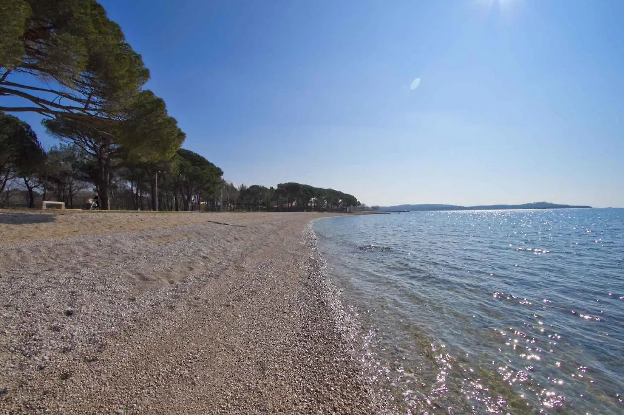 Holiday Home In Fazana/Istrien 11339 Fondole 0*,